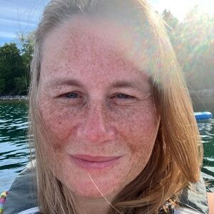 Meet your Posher, Posh